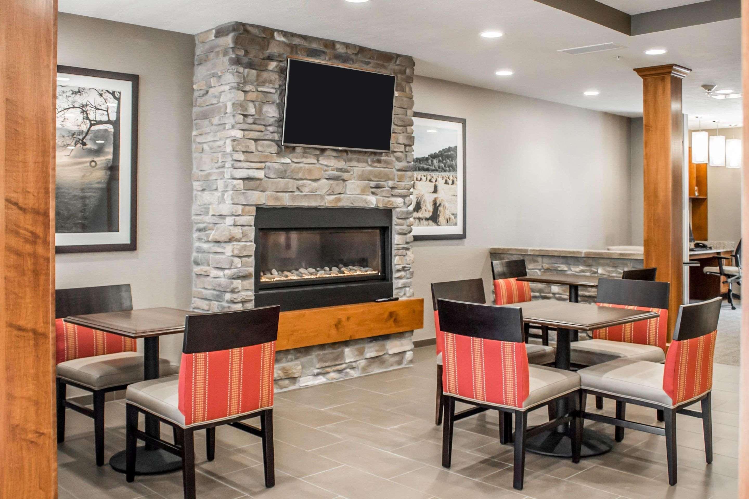 Comfort Suites Hartville-North Canton Uniontown Esterno foto