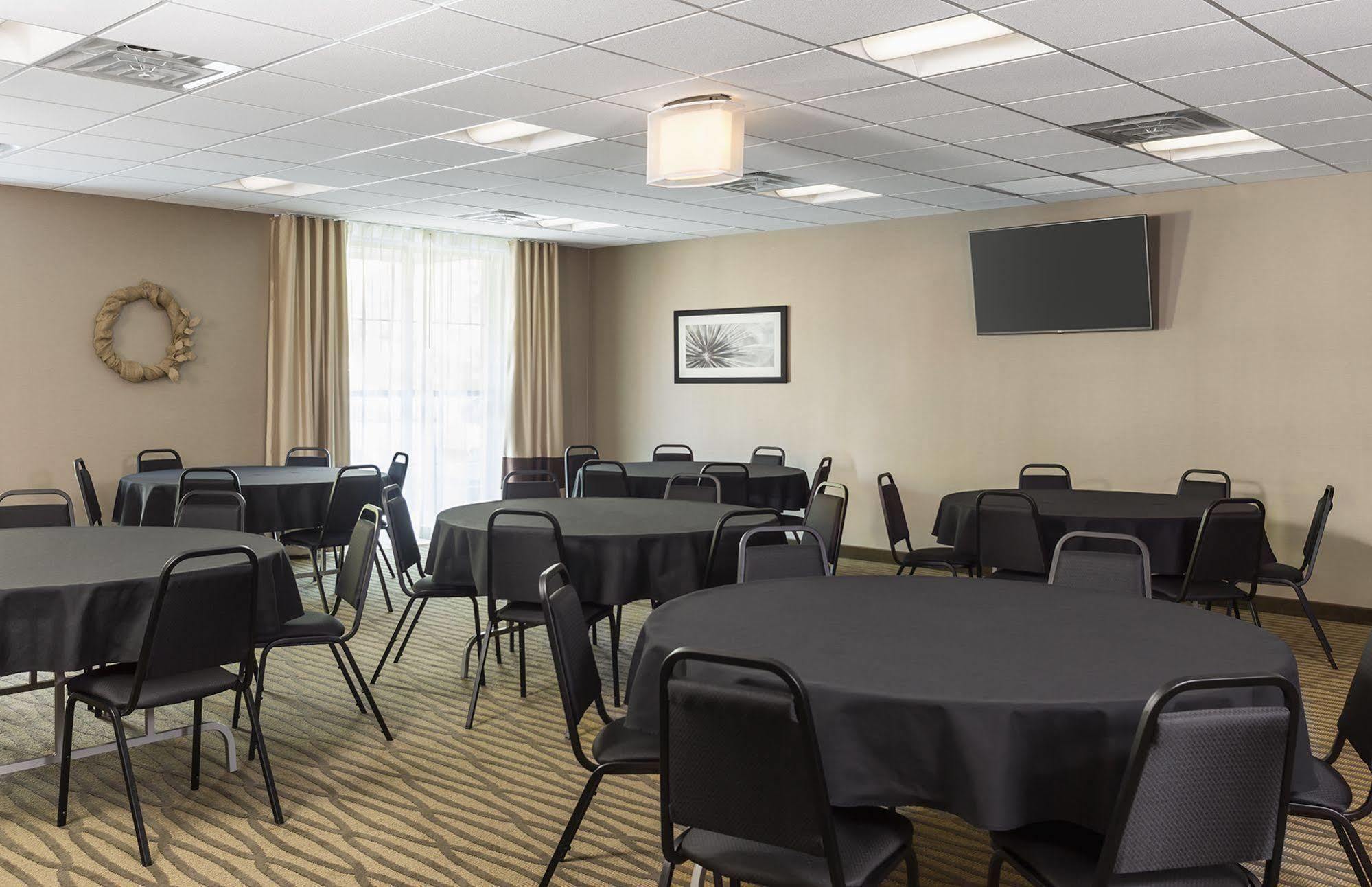 Comfort Suites Hartville-North Canton Uniontown Esterno foto